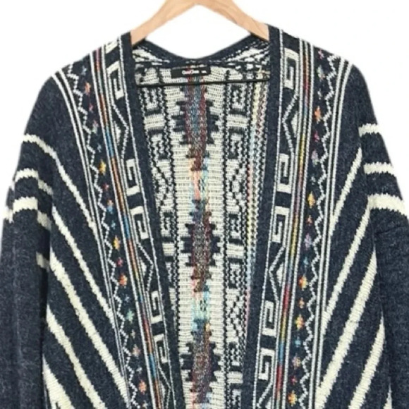 GeeGee Southwestern Aztec Long Sleeve Open Front Mid Length Sweater Cardigan - Picture 6 of 8